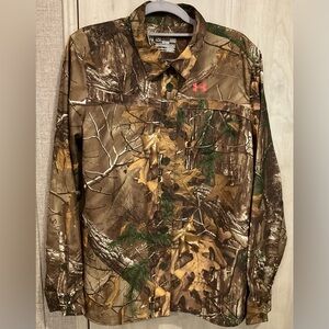 Under Armour Womens long sleeve button up real tree camp shirt size lg